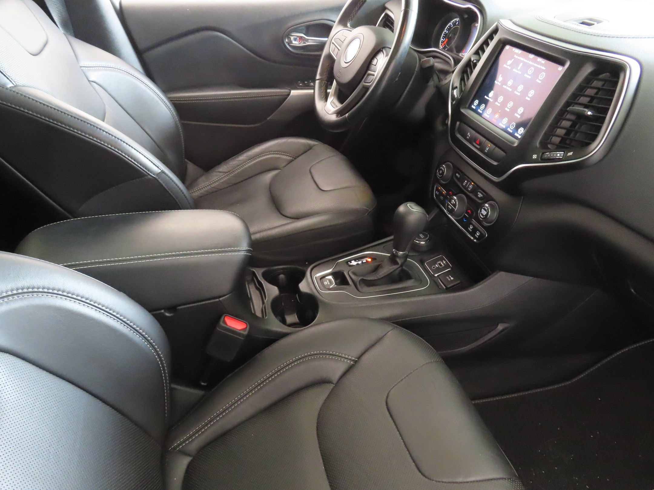 Used 2021 Jeep Cherokee Latitude Lux 80th Anniv w/ Quick Order Package 26U 80TH AWD/4WD image 25