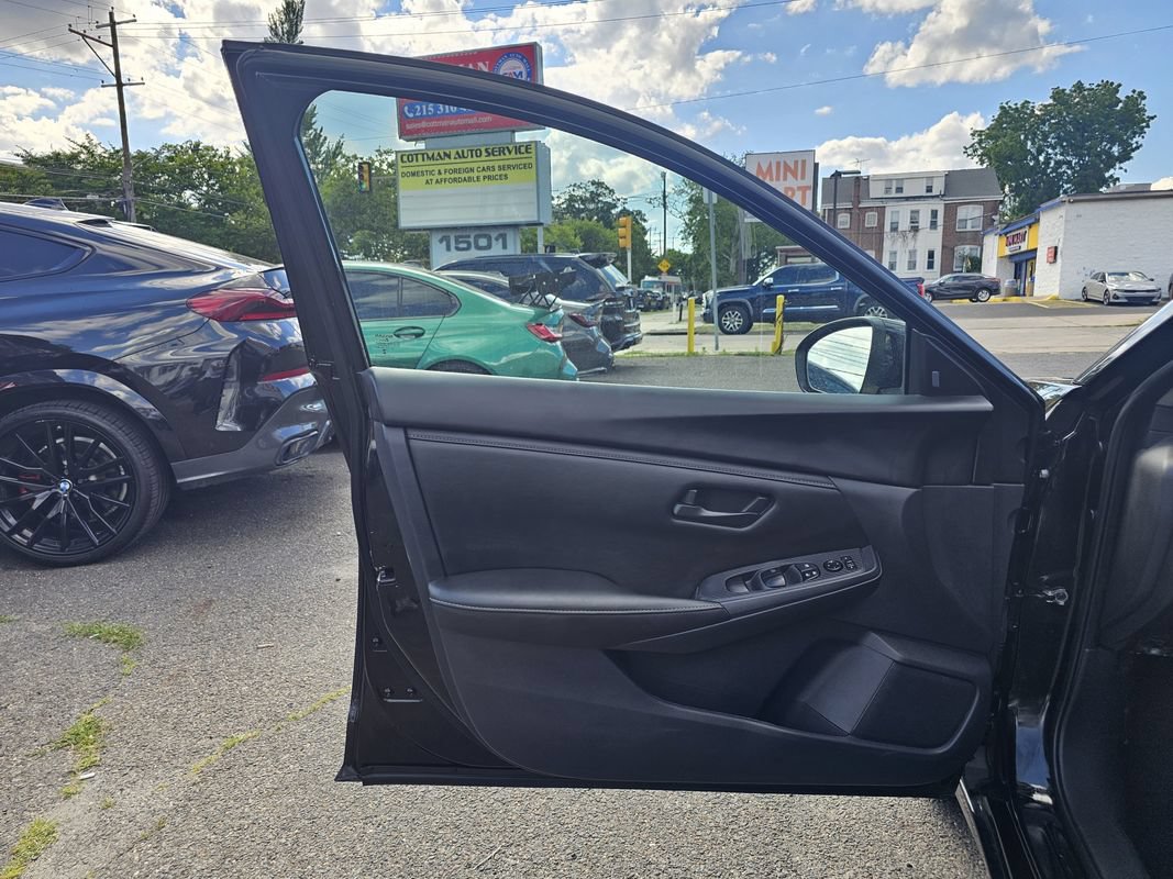 Used 2024 Nissan Sentra S FWD image 14