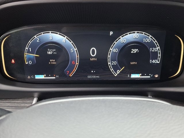 Used 2024 Jeep Wagoneer L Series II w/ Flexible Seating Group image 21