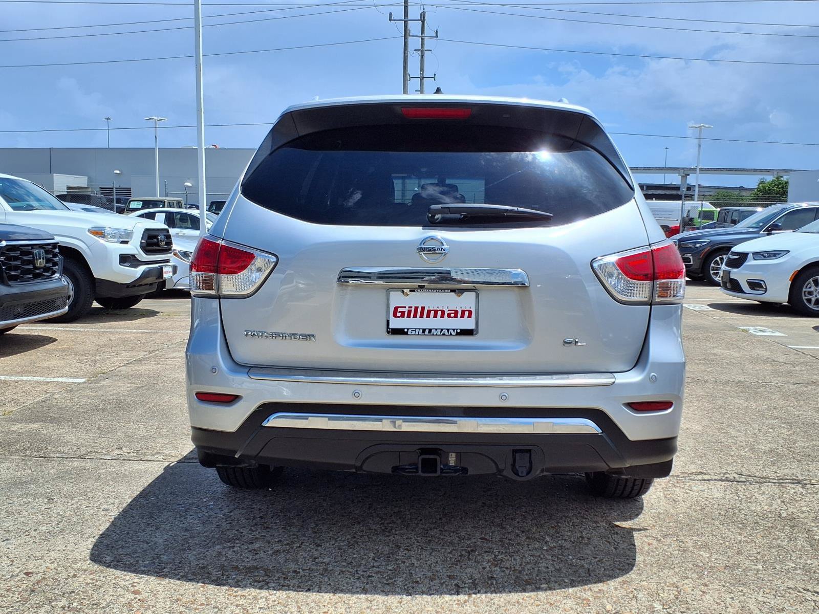 Used 2015 Nissan Pathfinder SL w/ SL Premium Package FWD image 7