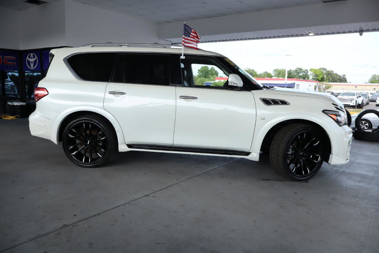 Used 2017 INFINITI QX80 4WD w/ Driver Assistance Package image 7