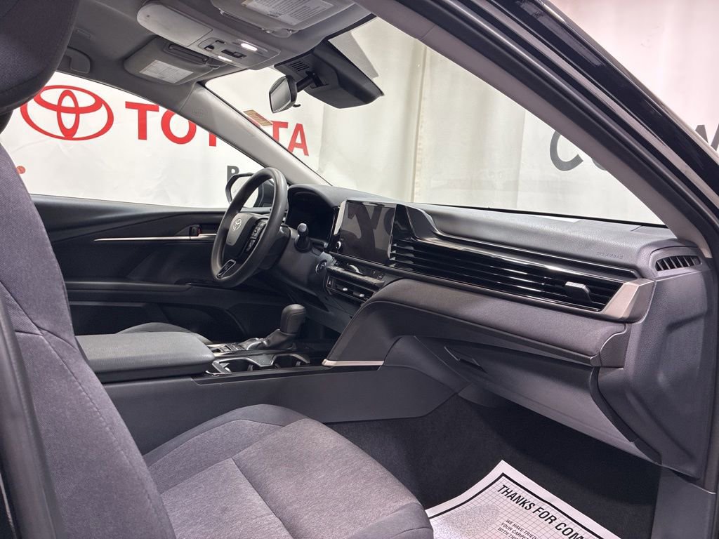 Used 2025 Toyota Camry LE FWD image 13