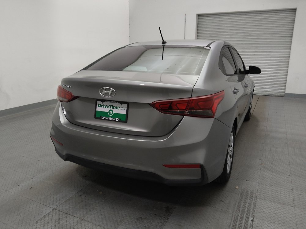 Used 2021 Hyundai Accent SE FWD image 6