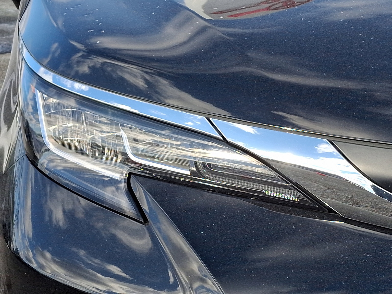 Certified 2022 Toyota Sienna LE image 10