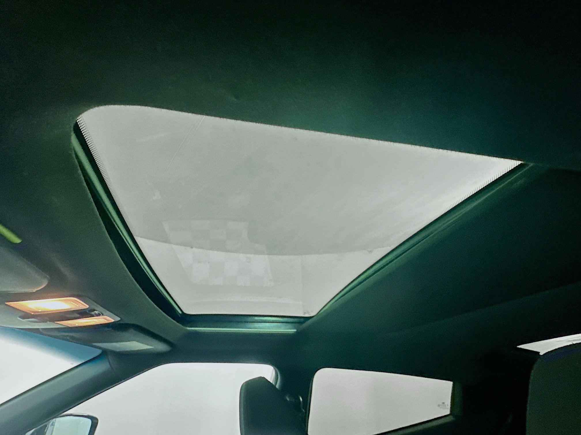 Used 2017 Hyundai Veloster Value Edition image 26