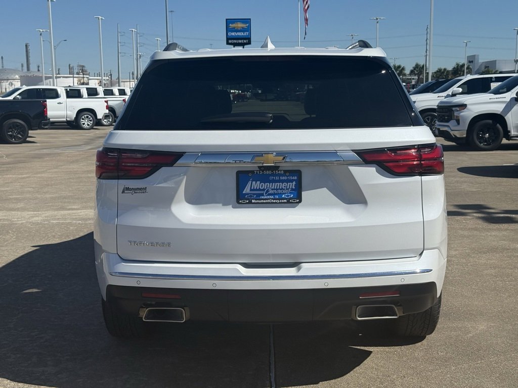 Used 2023 Chevrolet Traverse High Country w/ LPO, Floor Liner Package image 12