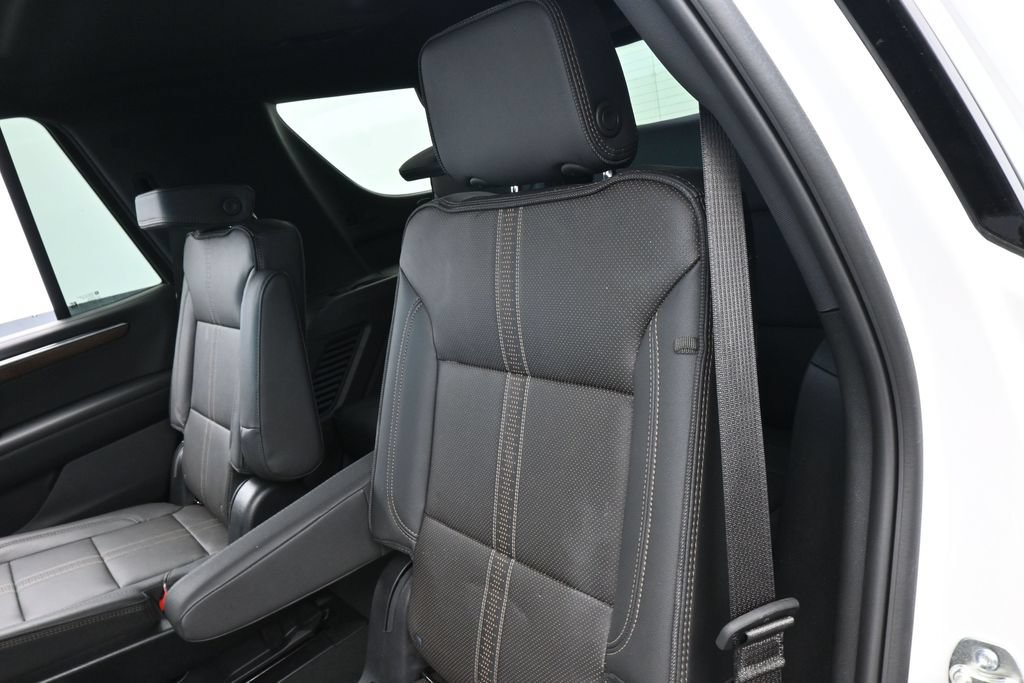 Used 2025 Chevrolet Tahoe High Country w/ Sun And Tow Package AWD/4WD image 38