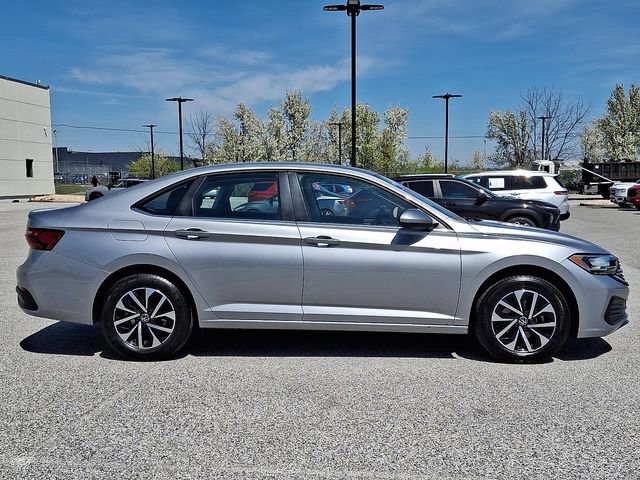 Used 2022 Volkswagen Jetta S image 10