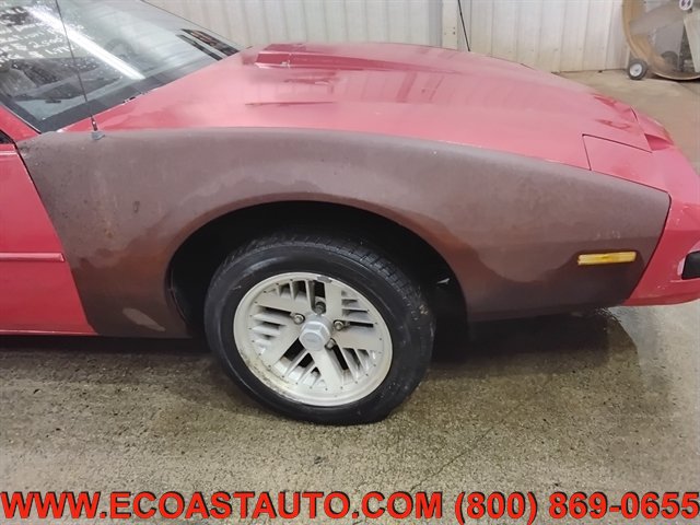Used 1990 Pontiac Firebird Formula RWD image 15