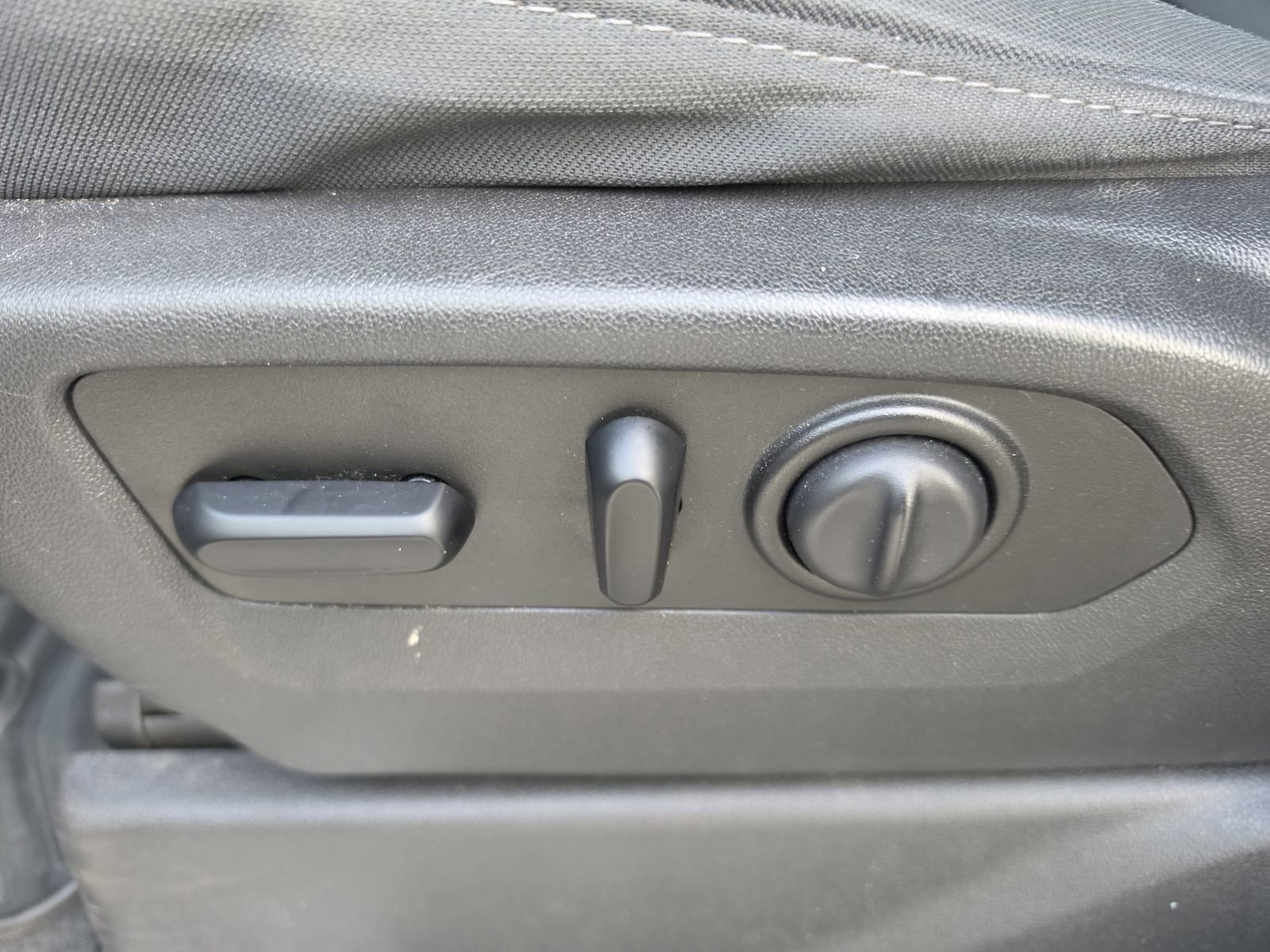 Used 2019 Chevrolet Silverado 1500 RST w/ All-Star Edition image 11