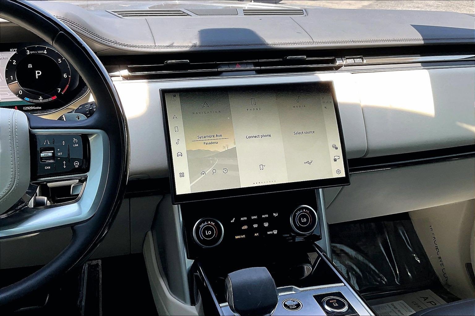 Certified 2023 Land Rover Range Rover SE AWD/4WD image 6