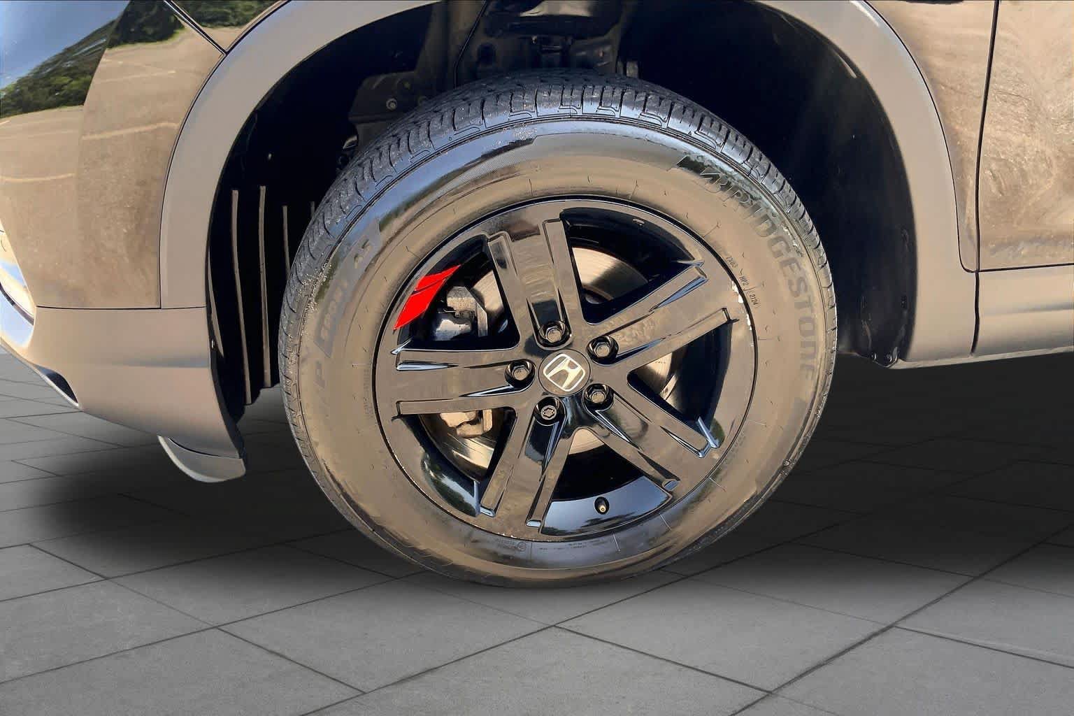 Used 2023 Honda Ridgeline Black Edition image 11