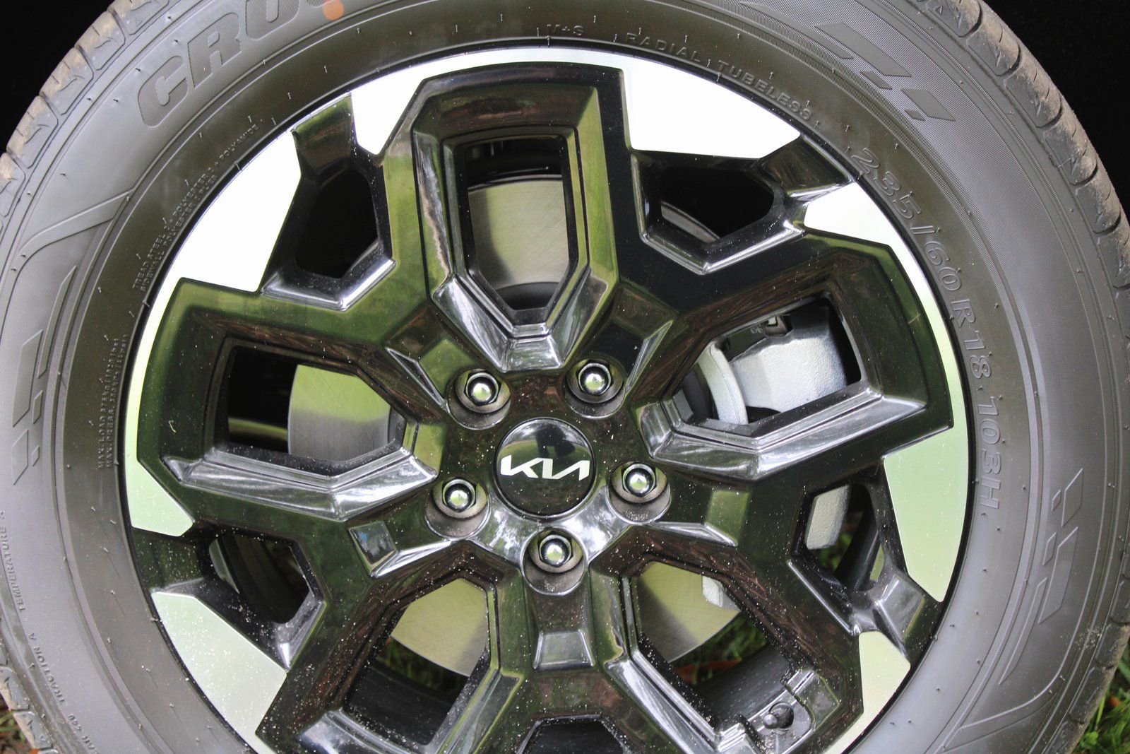 New 2026 Kia Sorento S w/ S Panoramic Sunroof Package image 18