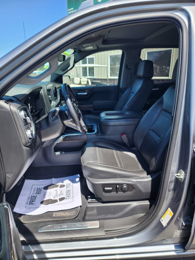 Used 2021 GMC Sierra 1500 Denali w/ Denali Ultimate Package AWD/4WD image 23