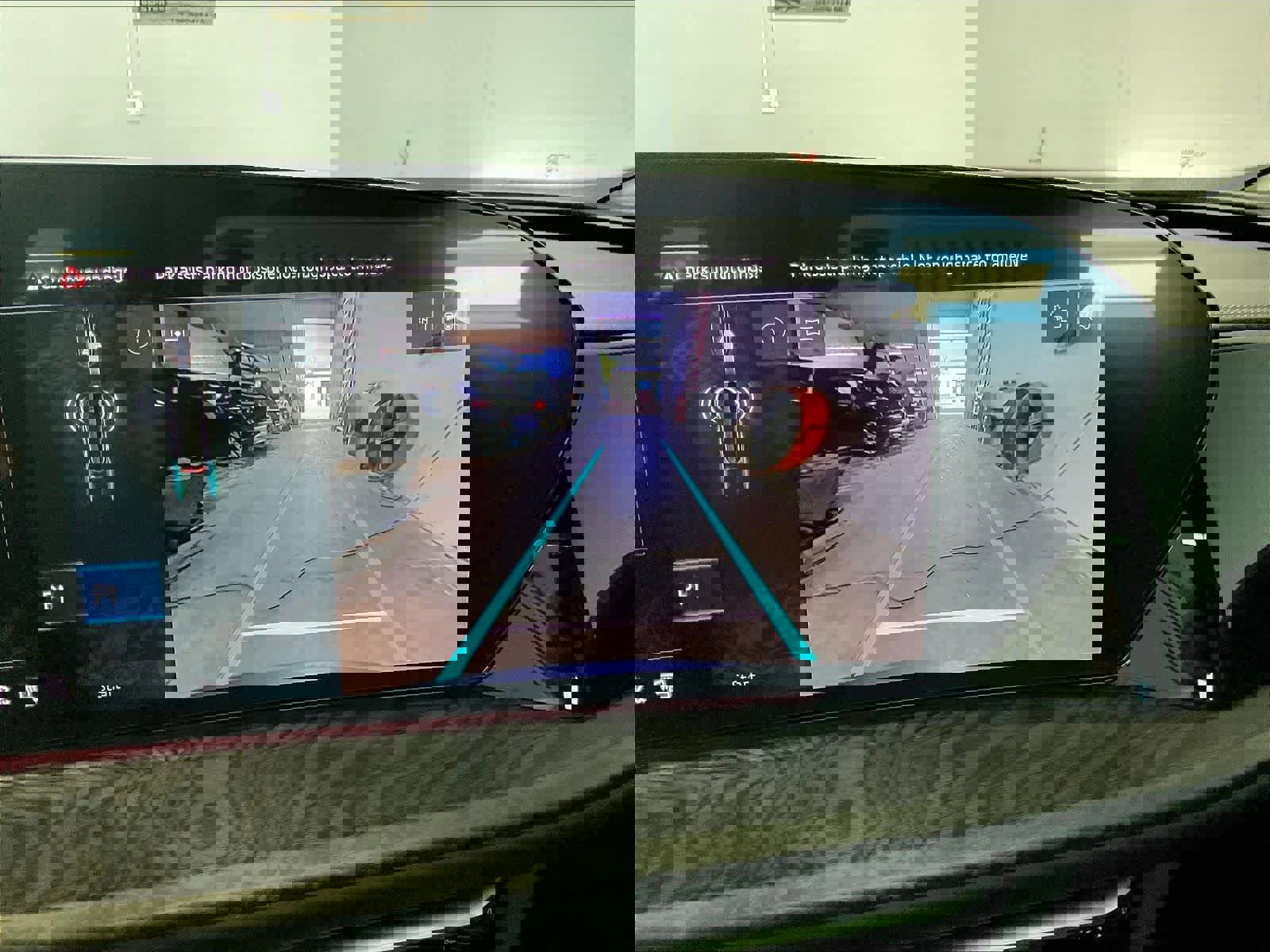 Used 2025 Audi Q5 Premium w/ Convenience Package image 22