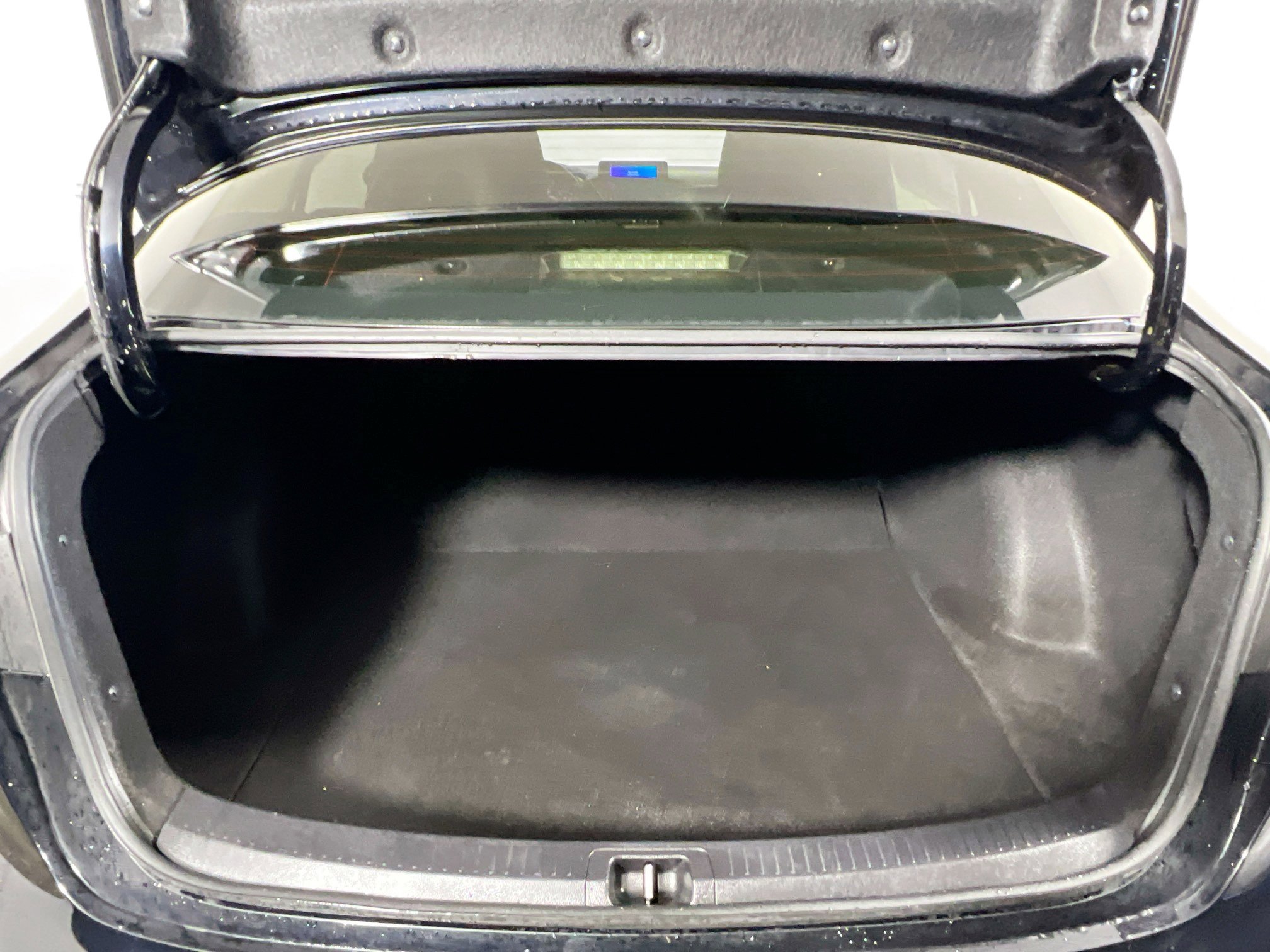 Used 2024 Toyota Corolla LE image 33