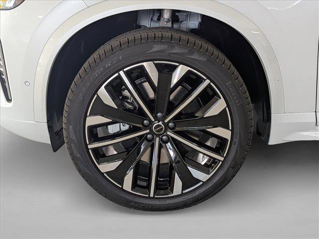 New 2026 Volvo XC90 T8 Ultra w/ Protection Package Premier image 11