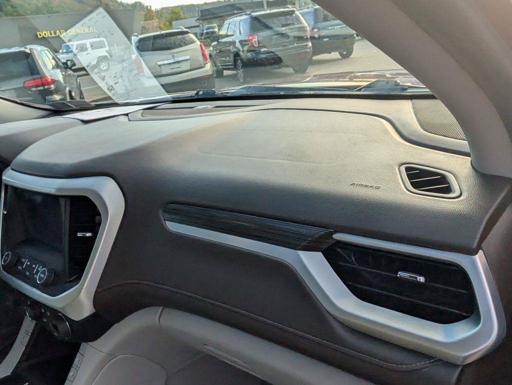 Used 2017 GMC Acadia SLT AWD/4WD image 61