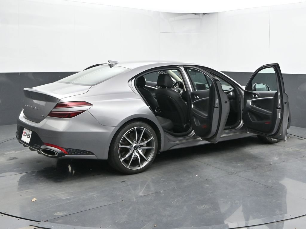 Used 2025 Genesis G70 2.5T image 54