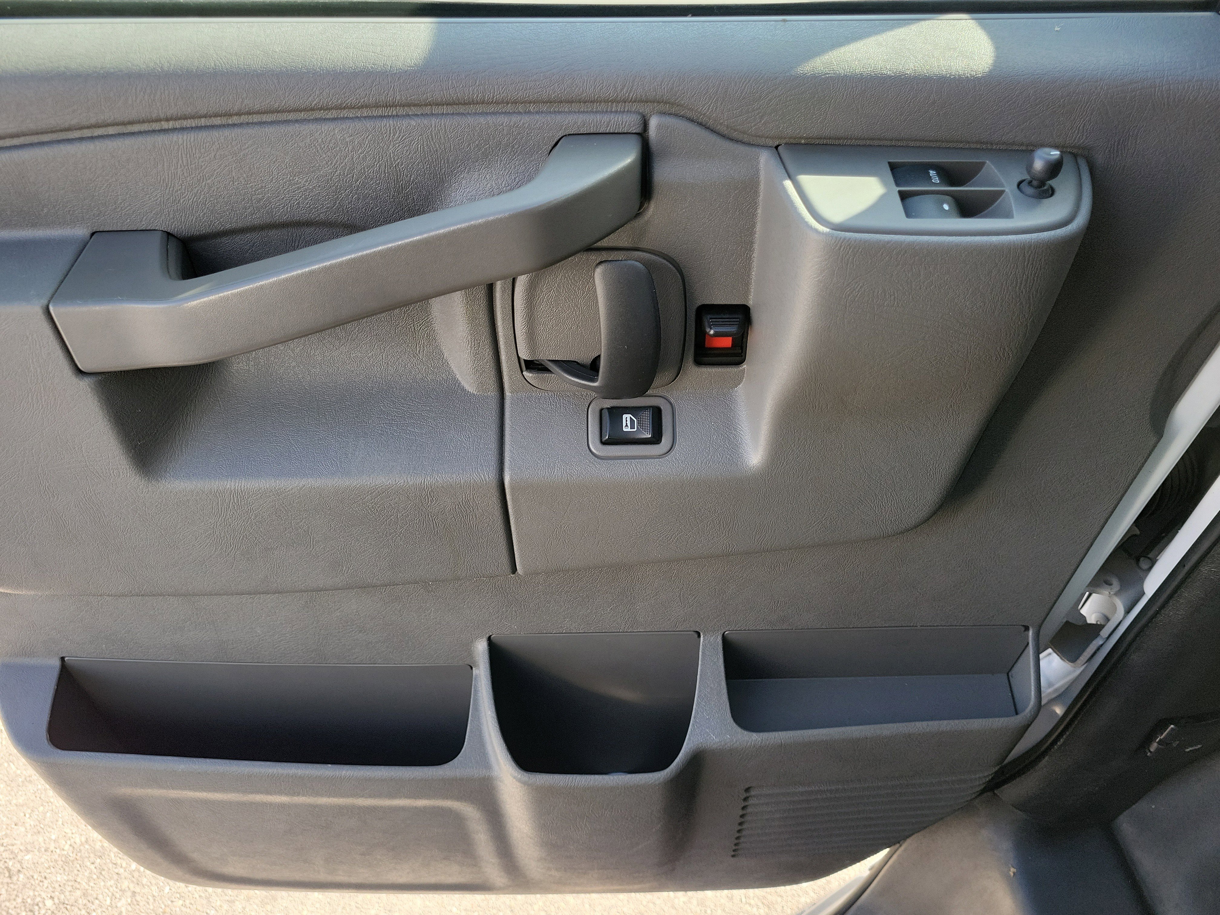 Used 2021 Chevrolet Express 2500 Extended w/ Driver Convenience Package image 31