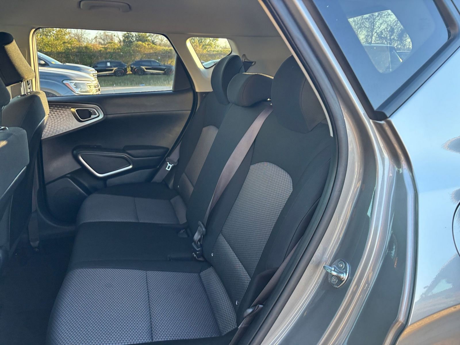 Used 2025 Kia Soul LX w/ LX Technology Package image 35