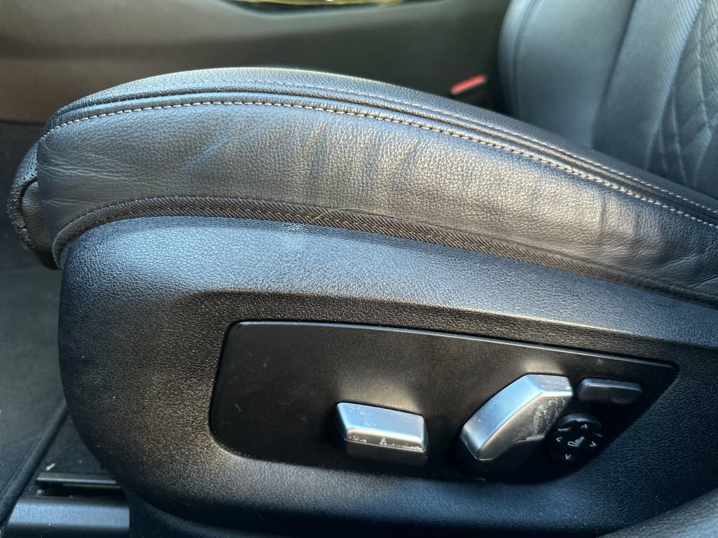 Used 2021 BMW 530i RWD image 14
