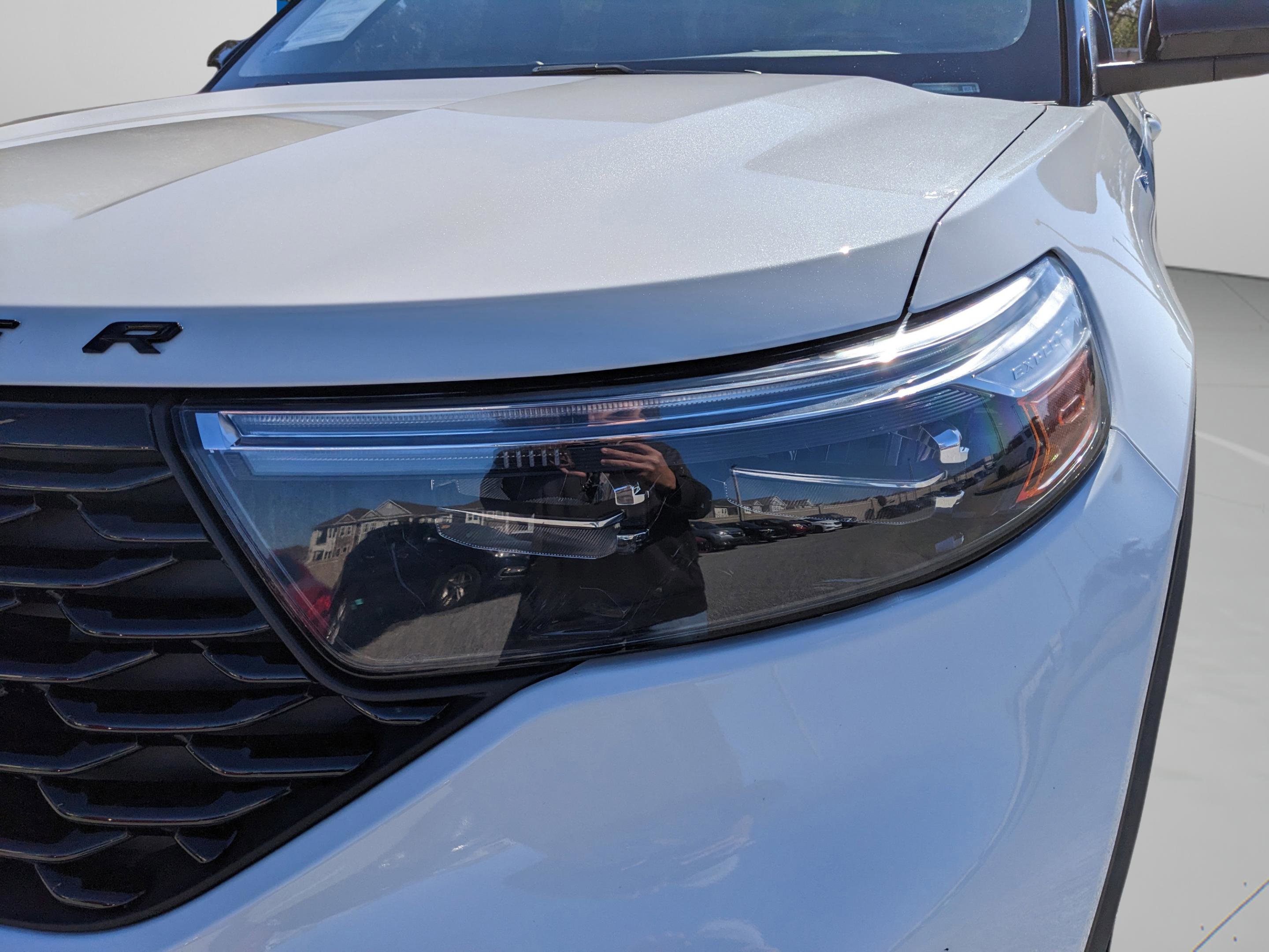 Used 2023 Ford Explorer ST-Line w/ Class IV Trailer Tow Package image 36