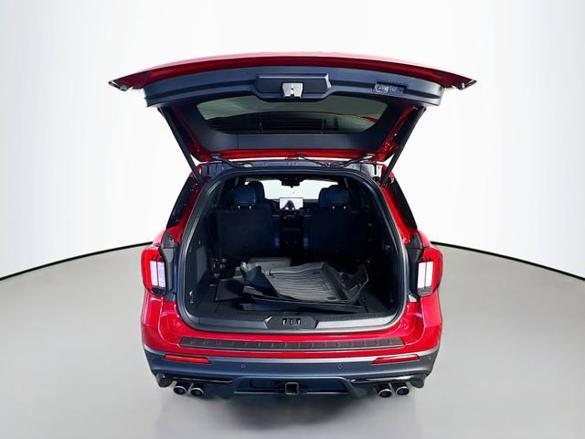 Used 2025 Ford Explorer ST image 28