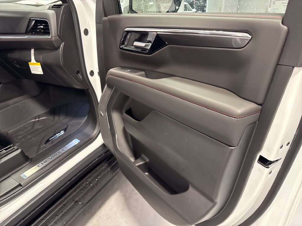 New 2026 Chevrolet Tahoe RST w/ Comfort Package AWD/4WD image 38