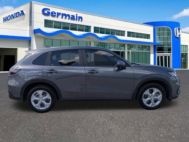 Used 2025 Honda HR-V LX image 3