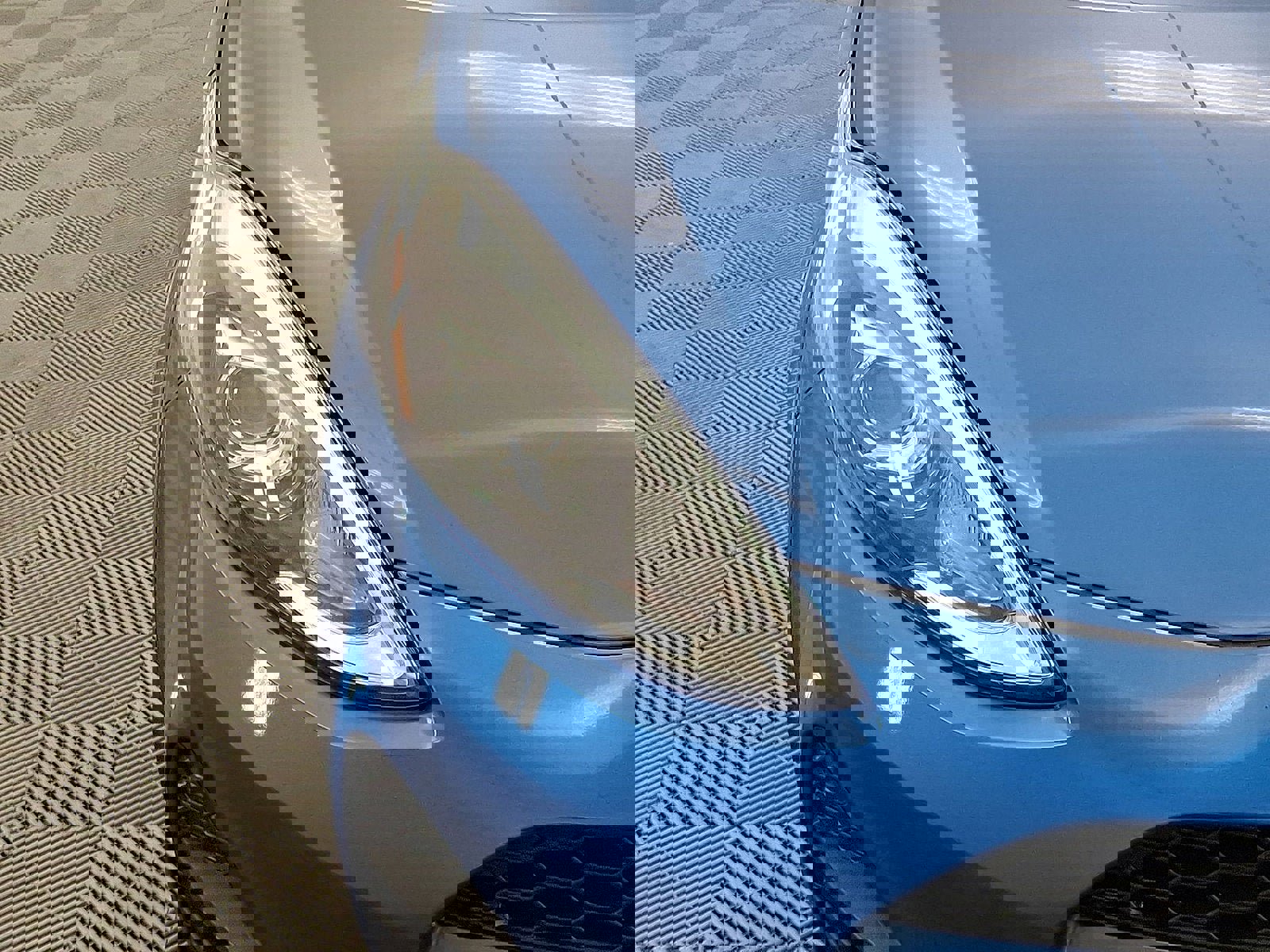 Certified 2018 Toyota Prius C One image 27