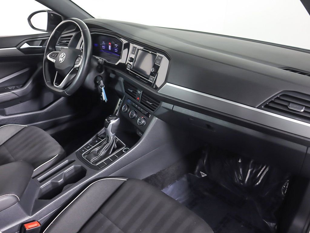 Used 2023 Volkswagen Jetta Sport image 24