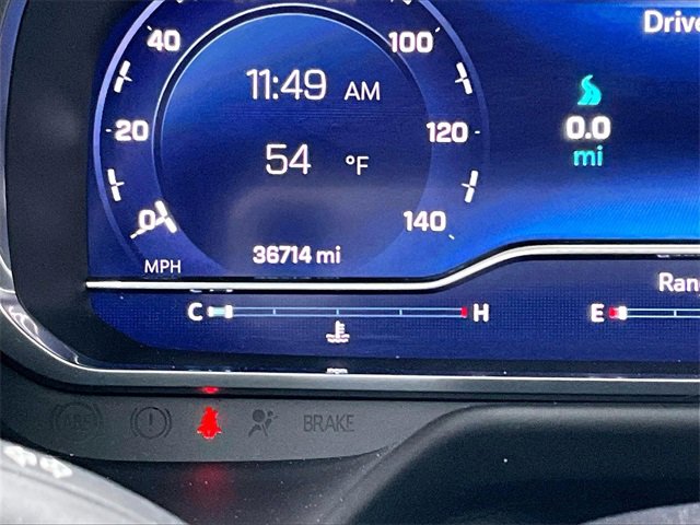 Used 2022 Chevrolet Tahoe LT w/ Luxury Package image 3