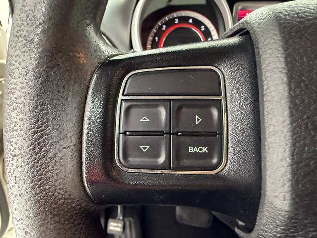 Used 2019 Dodge Journey SE image 11