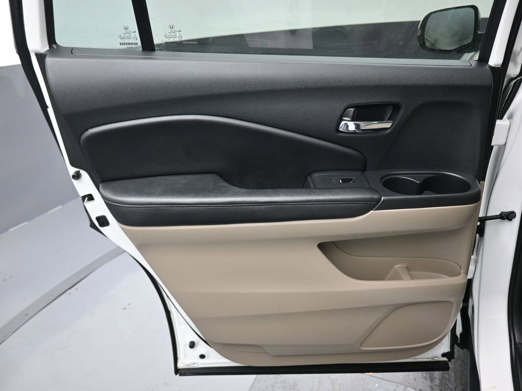 Used 2020 Honda Pilot EX image 31