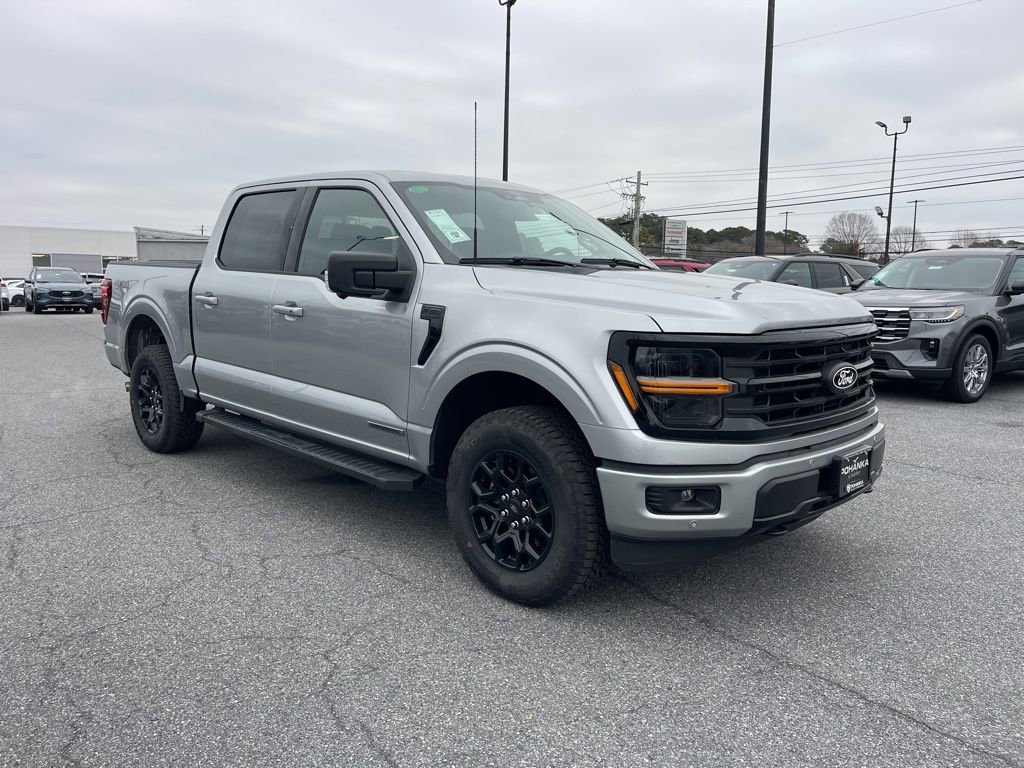 New 2025 Ford F150 XLT w/ Equipment Group 302A MID image 4