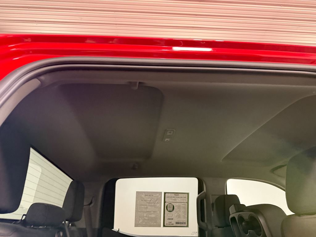 Used 2024 GMC Sierra 1500 Elevation image 16