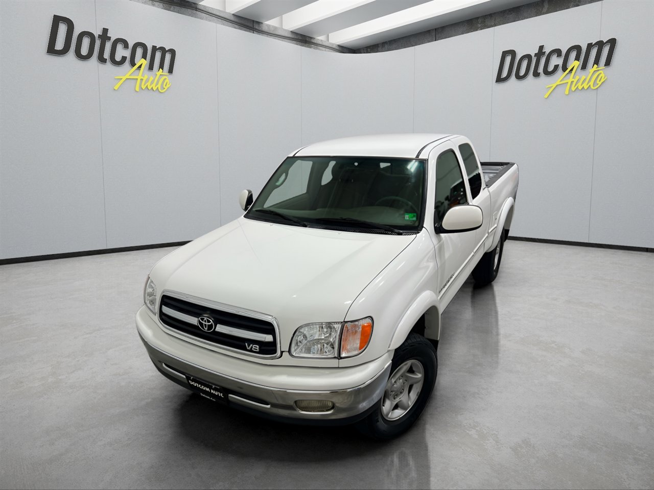 Used 2002 Toyota Tundra Limited image 1