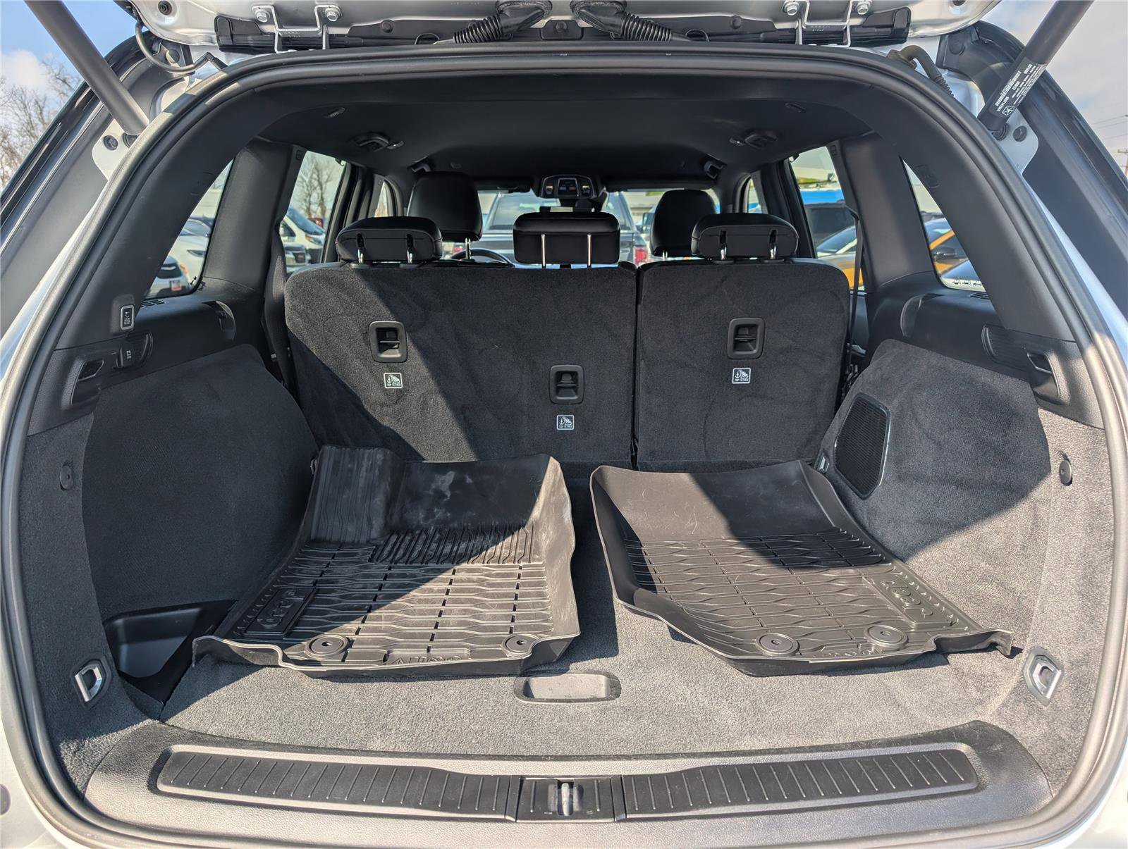 Used 2022 Jeep Grand Cherokee Trailhawk w/ ADV Protech Group II image 16