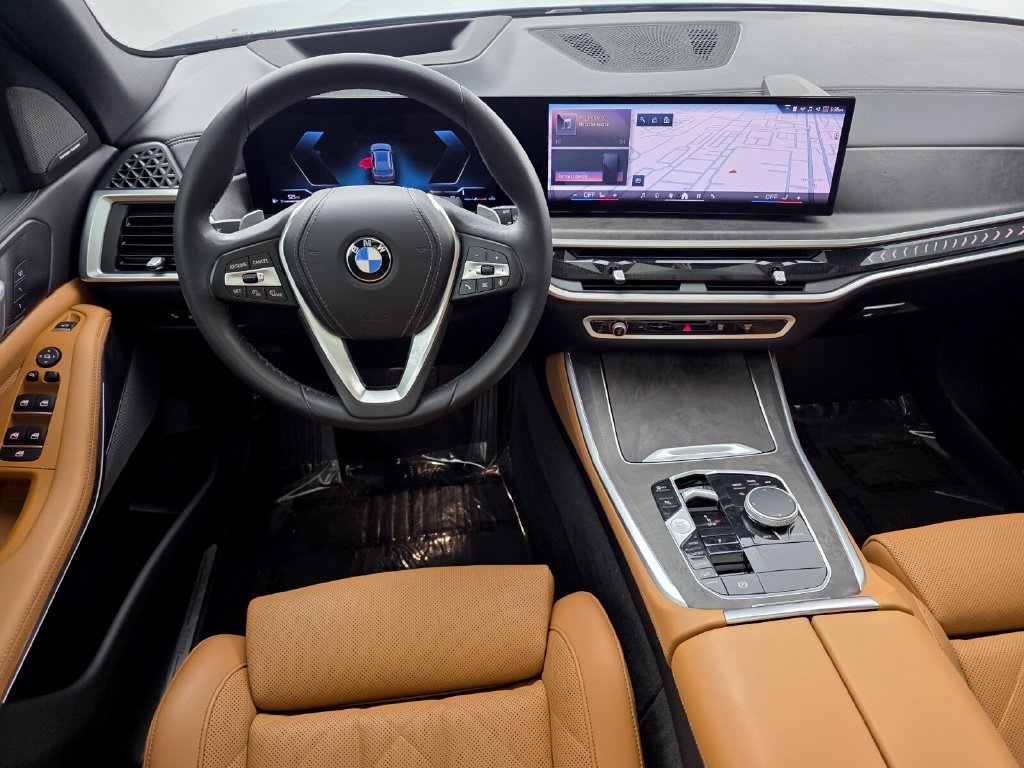 Certified 2024 BMW X5 xDrive40i w/ Premium Package AWD/4WD image 13