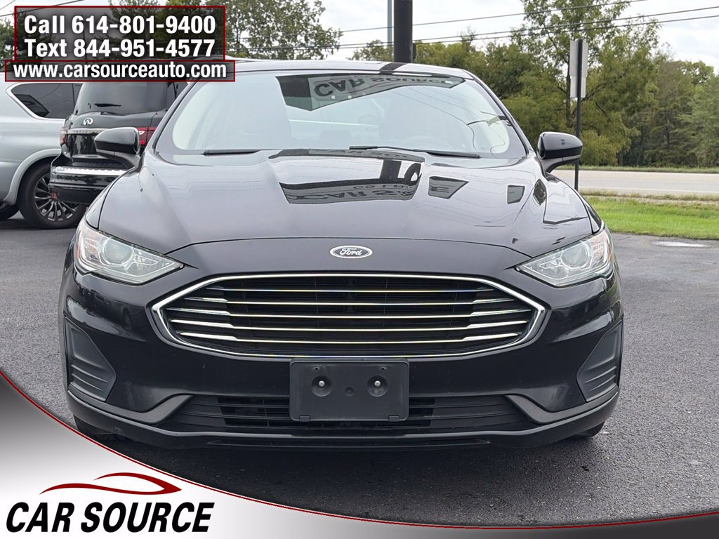 Used 2019 Ford Fusion SE FWD image 2
