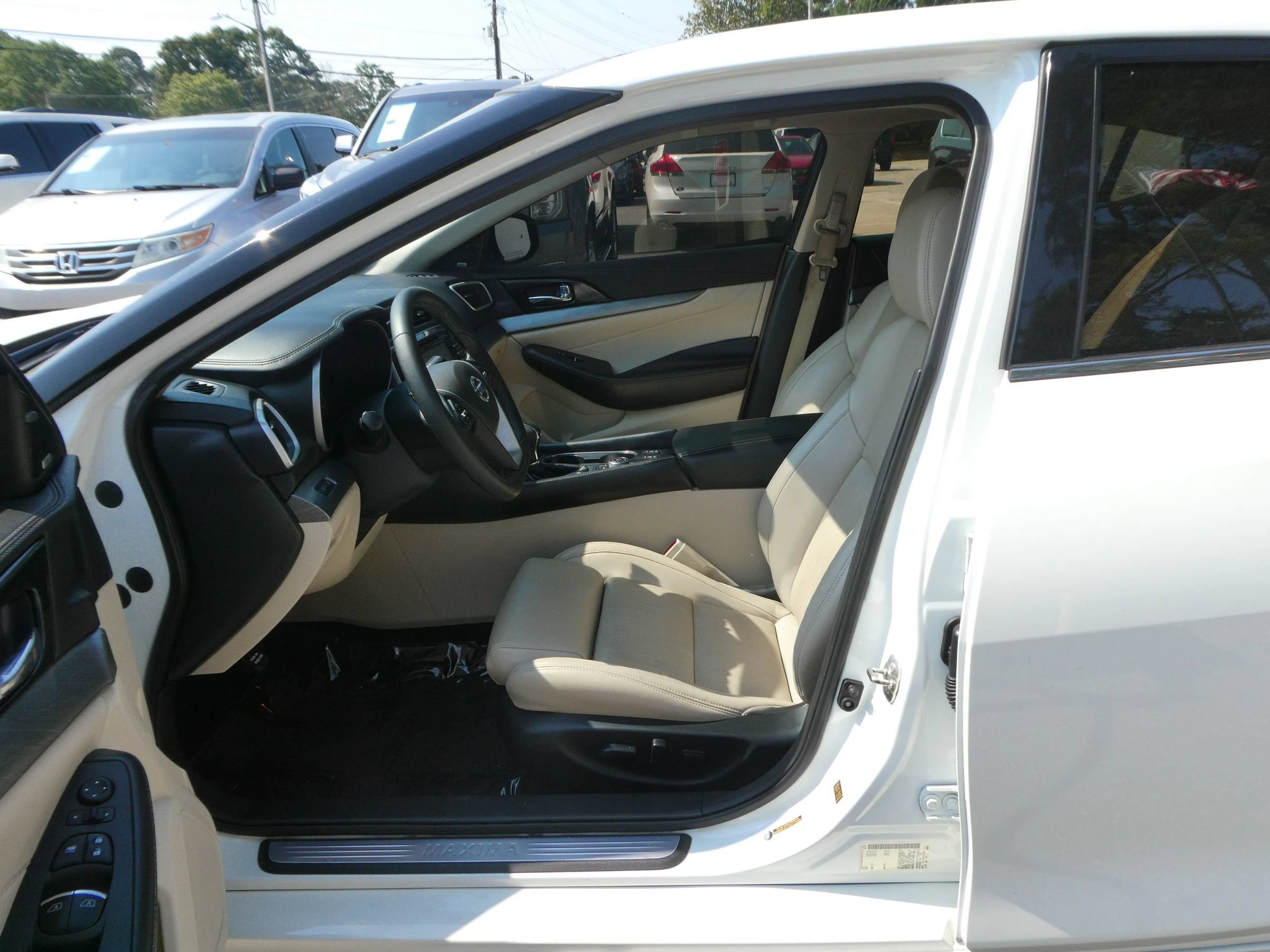 Used 2018 Nissan Maxima 3.5 SL FWD image 14