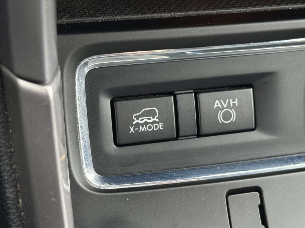 Used 2019 Subaru Ascent Premium AWD/4WD image 32
