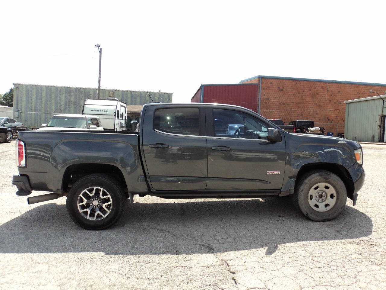 Used 2016 GMC Canyon SLE w/ All Terrain Adventure Package AWD/4WD image 6