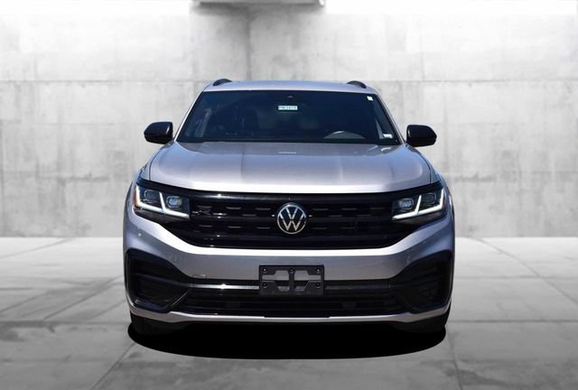 Certified 2023 Volkswagen Atlas Cross Sport SEL R-Line AWD/4WD image 4