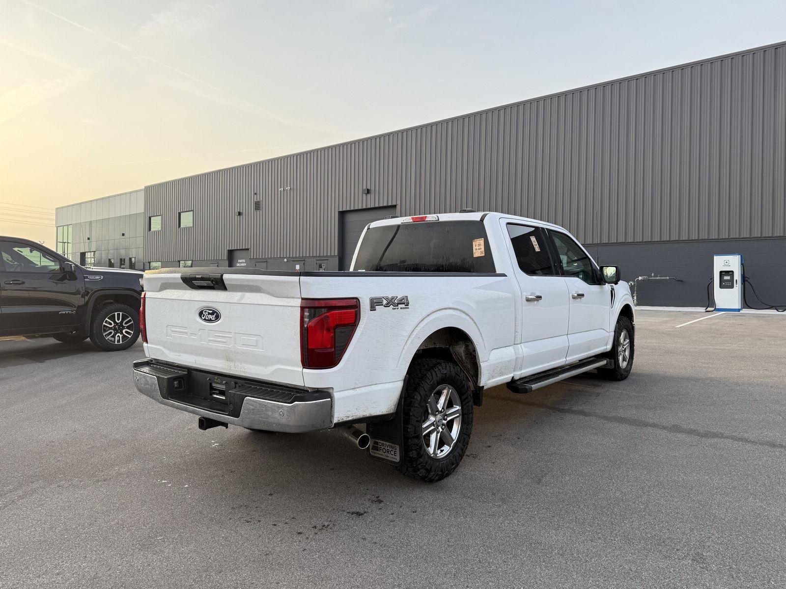 Used 2024 Ford F150 XLT w/ FX4 Off-Road Package image 3