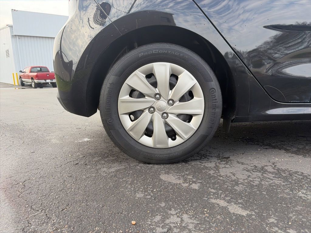 Used 2018 Kia Rio LX image 9