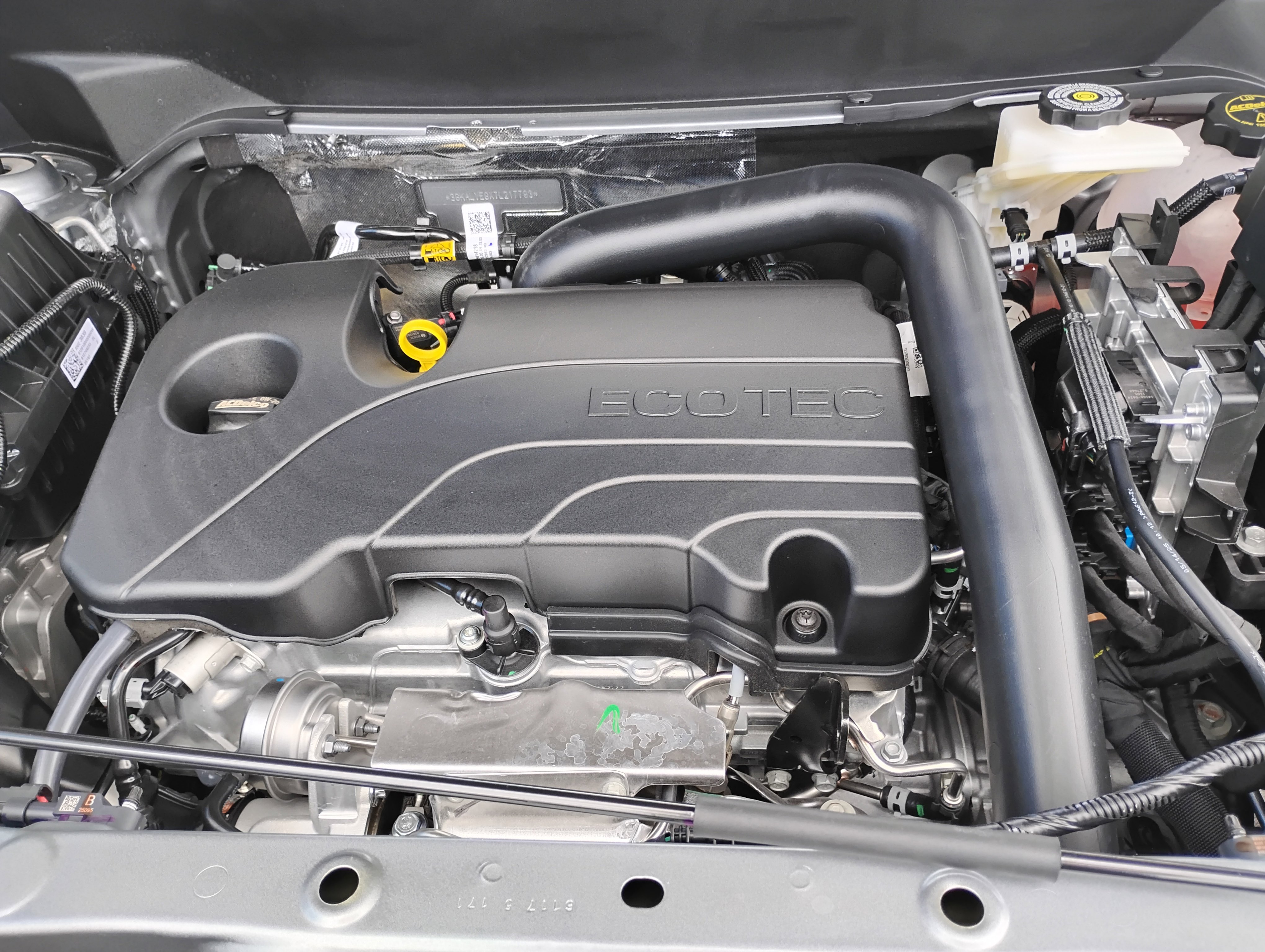 New 2026 GMC Terrain AT4 w/ Convenience Package III image 34