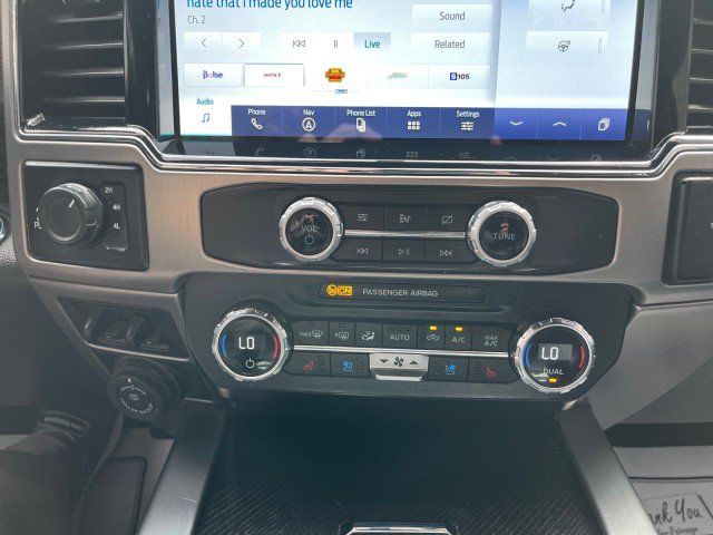 Used 2022 Ford F250 Platinum w/ FX4 Off-Road Package AWD/4WD image 24