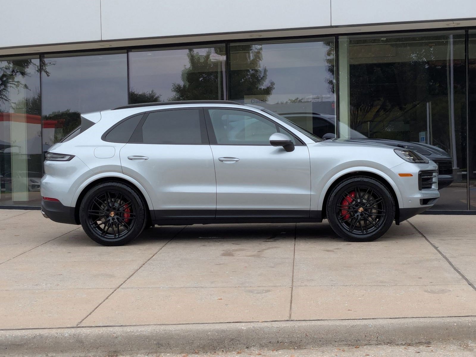 New 2026 Porsche Cayenne S image 8